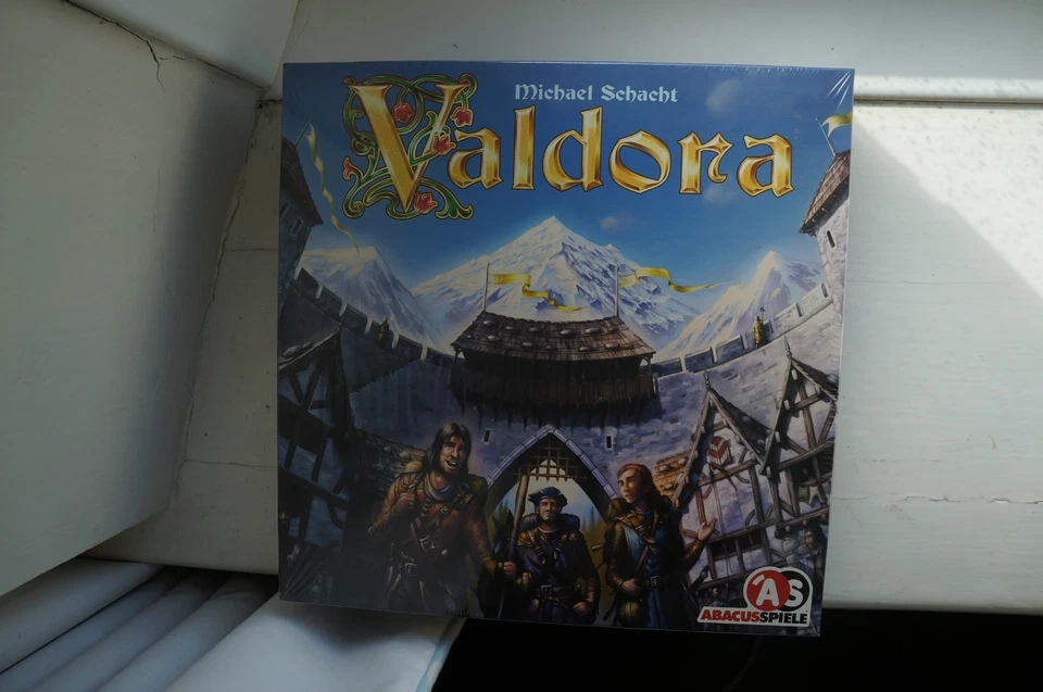 Valdora Board Game - Image 1 of 1