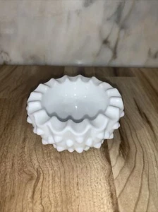 Piatto da latte vintage in vetro da piano cottura 3,5” x 1,5” - Foto 1 di 4