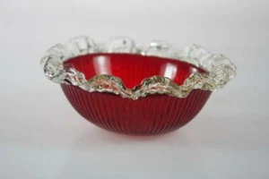 VINTAGE RUBY GLASS BOWL WITH GOLD RIM - Picture 1 of 4