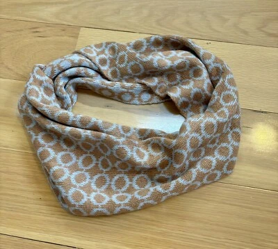 Женский двусторонний вязаный шарф Infinity терракотовый/светло-серый. - Изображение 1 из 4