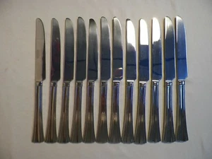 12 Reed & Barton Dinner Knives Brookshire Pattern Stainless Flatware - Picture 1 of 3