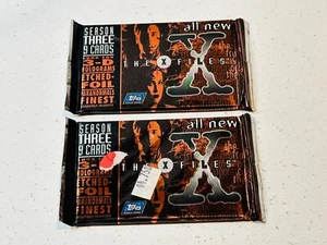 Topps The X-files Stagione 3 1996 - 2x confezioni sigillate 9 carte all'interno di Scully Moulder - Foto 1 di 2