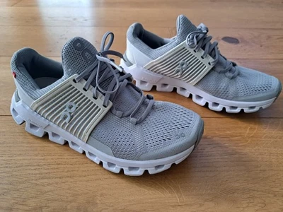 """Wie NEU*** ON  CloudTec Helion Laufschuhe Gr.  38 - Bild 1 von 4