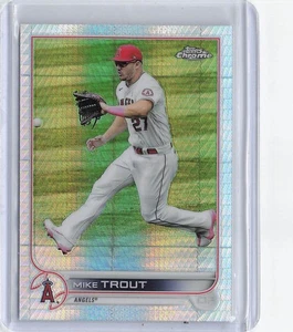 2022 Topps #27 Mike Trout  Prism Refractor - Picture 1 of 2