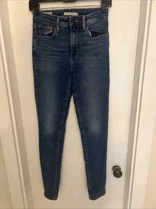 Women’s Levi’s 721 High Rise Skinny Blue Denim Jeans Size 26 - Picture 1 of 5