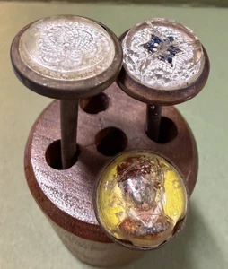 3 clavos colgantes antiguos victorianos de hilo de sulfuro áspero o agrietado - Imagen 1 de 9