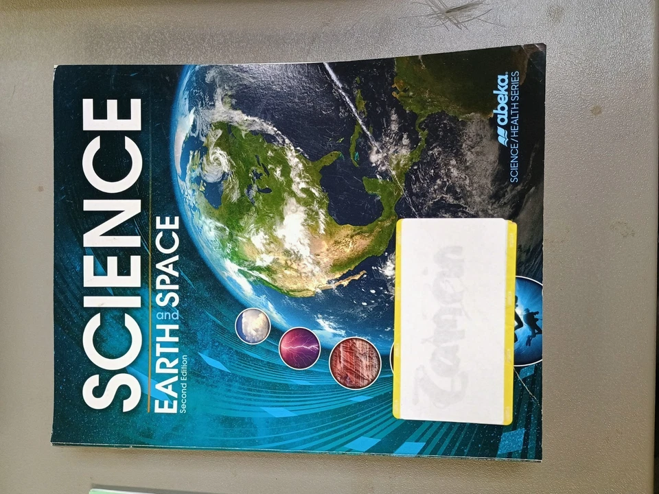 Science Earth and Space 2nd Edition - ABEKA Foto 1 de 1