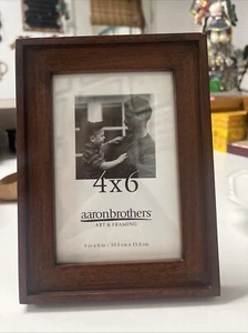 NEW! Aaron Brothers 4" x 6" Mahogany Wide Curve Wood Picture Frame - Picture 1 of 3