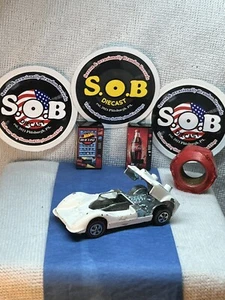 Hot Wheels Redlines 1968 Chaparral 2G 1:64 White Diecast EX Condition - Picture 1 of 9