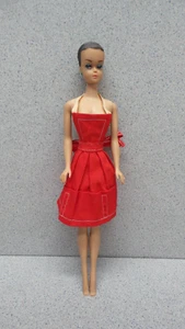 Vintage Barbies Doll Clothes APRON (APRON 30) MATTEL - Picture 1 of 14