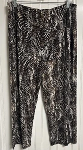 Chico’s Travelers Animal Snakeskin Print Wide Leg Ankle Pants Size 2 = Large - Picture 1 of 3