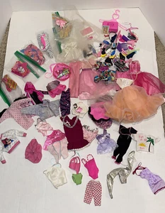 Huge Barbie Clothes And Accessories Lot - Picture 1 of 7
