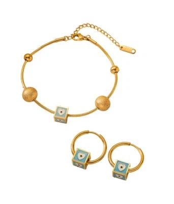 Mal de ojo turco: conjunto combinado de pendientes y pulsera Foto 1 de 4