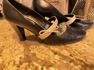 Ravel Black And Cream Leather Mary Jane Court Shoes 8/41 Vintage - Picture 1 of 8