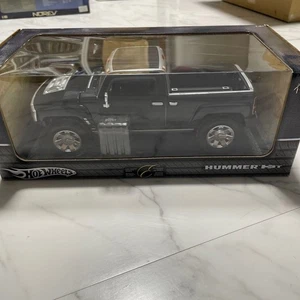 With box 1 18 scale HUMMER H3T HOT WHEELS miniature car model collection release - Picture 1 of 3