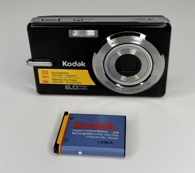 Kodak EasyShare M883 8.0MP Digital Camera Black - As Is For Parts *Read* - Image 1 of 3