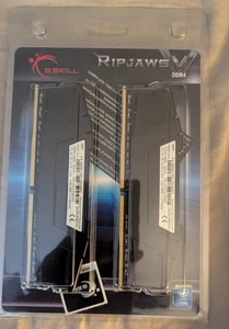 G. SKILL Ripjaws V 32GB (2 x 16GB) PC4-28800 (DDR4-3600) Memory - Afbeelding 1 van 3