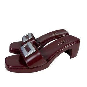 Gucci Vintage SS02 Red Lacquer Wooden G Logo Slide Heeled Sandals 7 - Picture 1 of 7