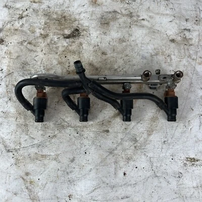 Б/у топливная рейка 1995-2000 BMW E36 318i 318ti M44 с форсунками 1433519 0280151053 - Изображение 1 из 4