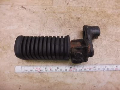 1979 Kawasaki KZ400 LTD KZ 400 K622> peg dianteiro esquerdo #2 - Imagem 1 de 4