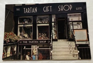 The Tartan gift shops, Princes St. Edinburgh, Scotland. Postcard (C3) - Picture 1 of 2