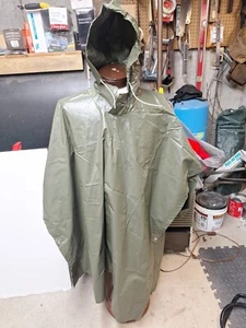 NEW Official BSA Boy Scouts Poncho Rain Jacket LARGE !! Fits Adults - Picture 1 of 7