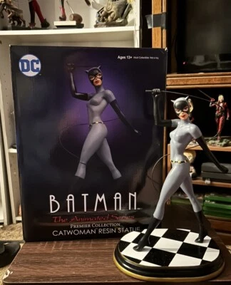 Estatua de resina Catwoman Diamond Select Premier Collection Foto 1 de 4