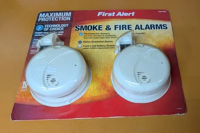 Nuevo paquete de 2 alarmas de humo e incendio First Alert 540004 protección máxima fotoeléctricas Foto 1 de 3