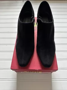 Vaneli Vicenta Black Suede Side Zip - Sz 8.5M - Picture 1 of 8