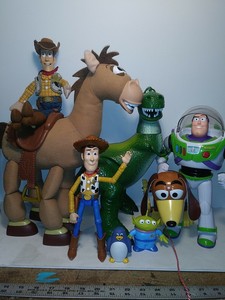 personajes de toy story slinky