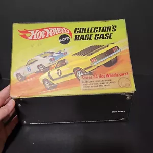 Vintage dated 1969 Hot Wheels Collector's Race Case w/ 18 toy trucks & cars - Picture 1 of 5