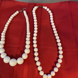 2 flux Beaded white pearl necklaces - Picture 1 of 5