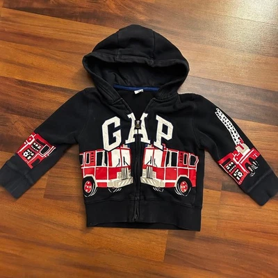 Bebé GAP Niño Pequeño Niños 4 Años Camión de Bomberos Sudadera con Capucha Cremallera Sudadera Foto 1 de 4