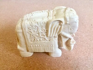 Ivory Colored Resin 3.5” Elephant Statue Tribal Vintage Look Ivory Elephant - Picture 1 of 12