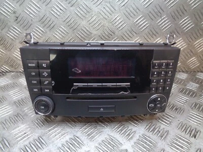 2006 MERCEDES C220 CDI Classic SE CD PLAYER A2038705089 MF2530 (NO CODE) - Image 1 of 4