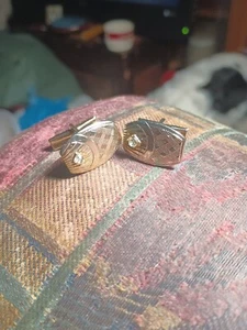 Cufflinks Gold Tone Man's Unbranded - Picture 1 of 3