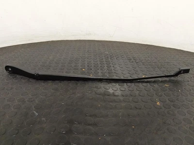 Brazo limpiaparabrisas Jaguar XE 2015-2024 4 puertas berlina  Foto 1 de 4
