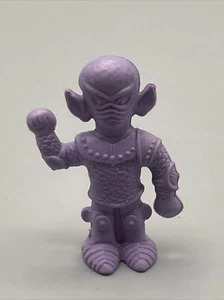 Diener Toy Erasers Space Alien Kaijou - Picture 1 of 4