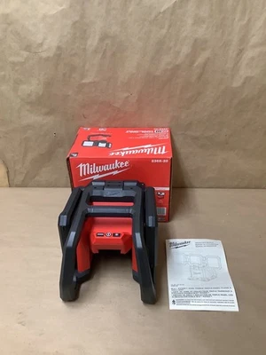 MILWAUKEE TOOLS 2368-20 WORKLIGHT (B42006566) - Image 1 of 4