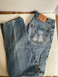 Vintage 90s Levis 505 Faded Blue Light Wash Denim Jeans Mens 34x32 Good Wear - Picture 1 of 13