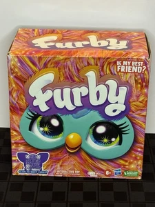 Peluche Furby Corallo Voce Attivata 15 Accessori Moda Giocattoli Interattivi - Foto 1 di 2