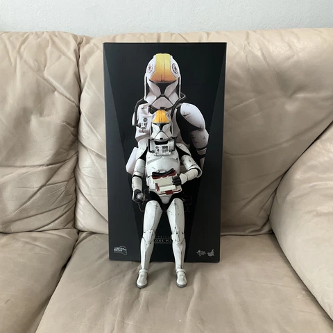 Hot Toys Star Wars Attack of the Clones Clone Pilot 1/6 Figure Used Complete Cover
