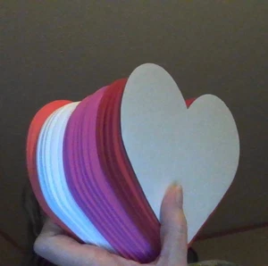 Herzförmige Schaumstoffstücke für Kunstprojekte (4 Farben) - Bild 1 von 1