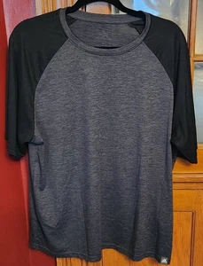 Zero Exposure Grey and Black T-Shirt - Picture 1 of 2