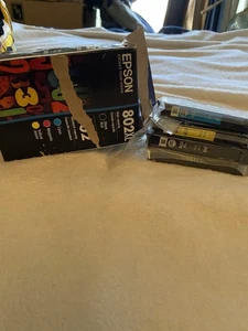 EPSON ORIGINAL 802XL SCHWARZ & 802 FARBE TINTE. Kein Magenta. Only schwarz, cyan, gelb - Bild 1 von 4
