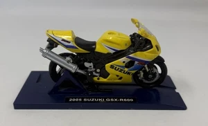 2005 Suzuki  GSX-R600 Motor Bike Model - Picture 1 of 4