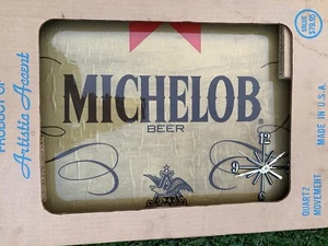 Reloj de cerveza Michelob de madera - Imagen 1 de 3