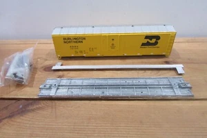 HO Scale Roundhouse 12512 50' Single Door Box Car Burlington Northern RH4314 - Picture 1 of 3