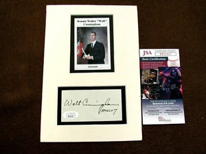 WALT CUNNINGHAM APOLLO 7 NASA ASTRONAUT SIGNED AUTO VTG MATTED CUT & PHOTO JSA - Picture 1 of 3