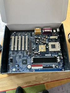 Gigabyte Motherboard GA-7DXE Socket 462 3xDDR AMD 761 ATX - Picture 1 of 3